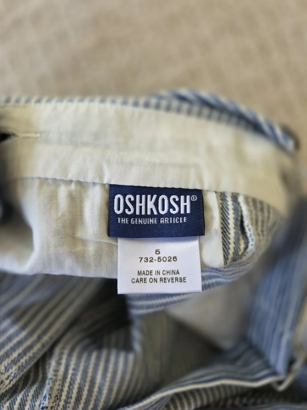 90's Vintage OshKosh B'gosh Blue Stripe Kids Overalls Shorts